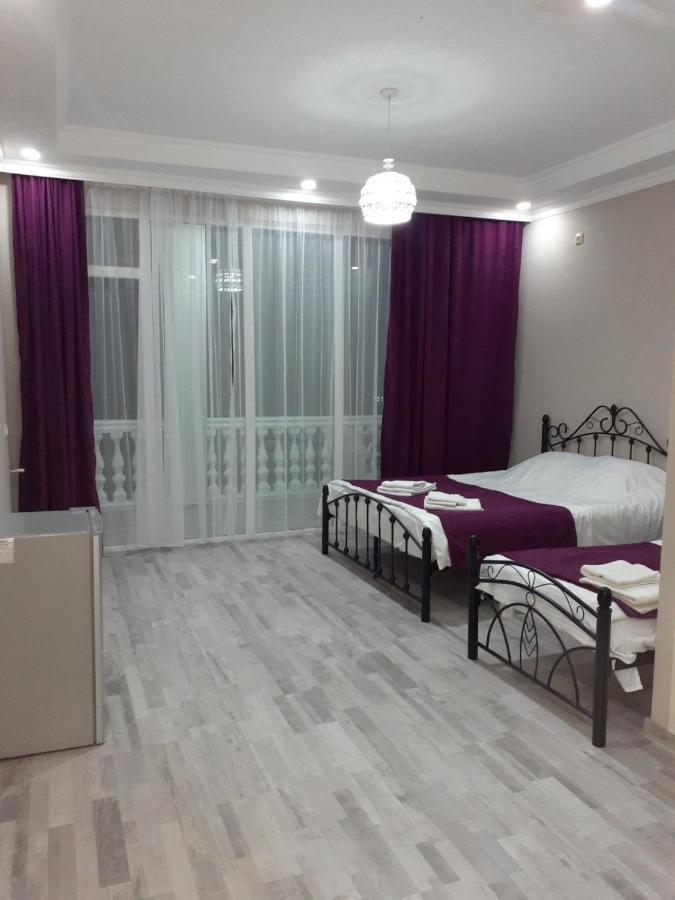Geno Guest House Kvariati Esterno foto